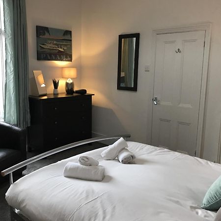 Bright Spacious 3-Bed With Office & Patio, Preston Preston  Esterno foto