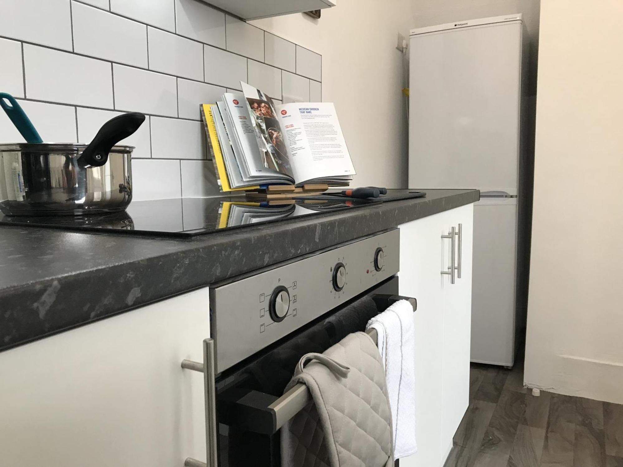 Bright Spacious 3-Bed With Office & Patio, Preston Preston  Esterno foto