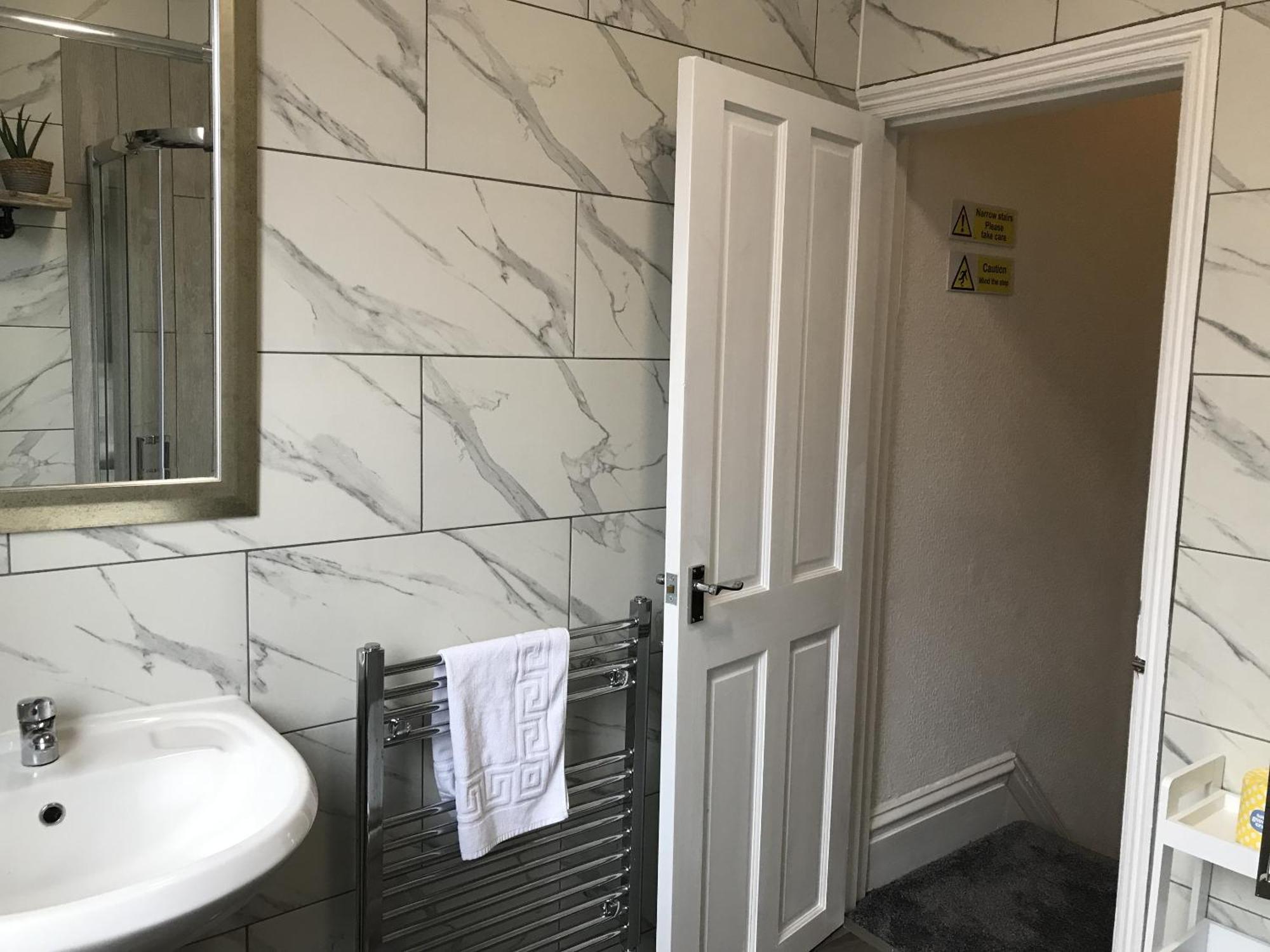 Bright Spacious 3-Bed With Office & Patio, Preston Preston  Esterno foto